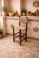 Marokkaanse Barkruk met Palmblad Touw – Handgemaakt van Laurierhout