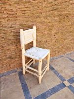 Marokkaanse Houten Stoel met Wit Touw – Handgemaakte Artisan Seating - Afbeelding 3