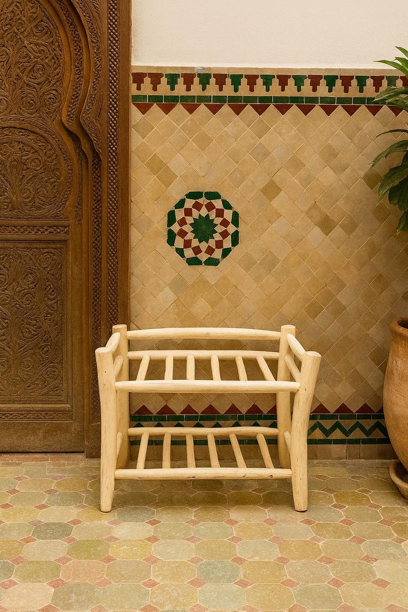 il_794xN.7479552470_k81u Handgemaakt Houten Schoenenrek – 2-Laags Natuurlijke Hout Organizer - Afbeelding 1