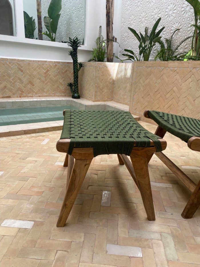 Marokkaanse Walnoothouten Fauteuil & Ottoman Set met Groen Koord - Afbeelding 3