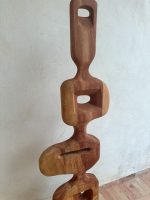 Abstracte Walnoothouten Totem – Handgemaakte Houten Sculptuur - Afbeelding 6
