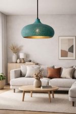 Gehamerde Messing Hanglamp met Turquoise Patina