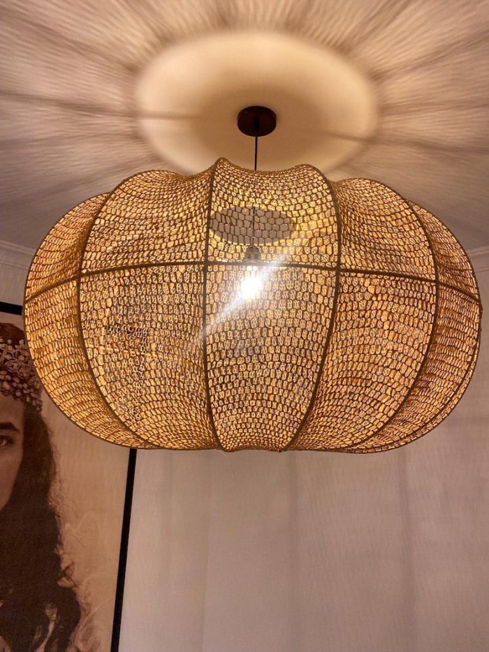 Handgeweven Raffia Hanglamp – Ronde Natuurlijke Plafondlamp - Afbeelding 3