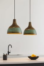 Gehamerde Messing Hanglamp met Turquoise Patina - Afbeelding 3