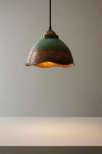 Gehamerde Messing Hanglamp met Bruine Patina - Afbeelding 4