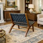 Marokkaanse Fauteuil van Walnoothout met Zwart Leer – Handgemaakte Lounge Stoel - Afbeelding 2